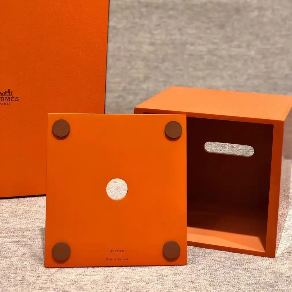 SQUARE BOX TISSUE KBOX HERMES 0603